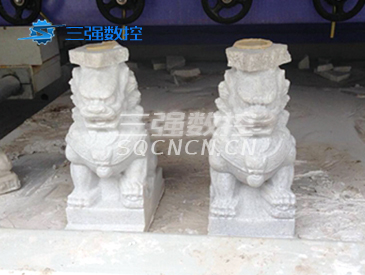  Stone lion carving